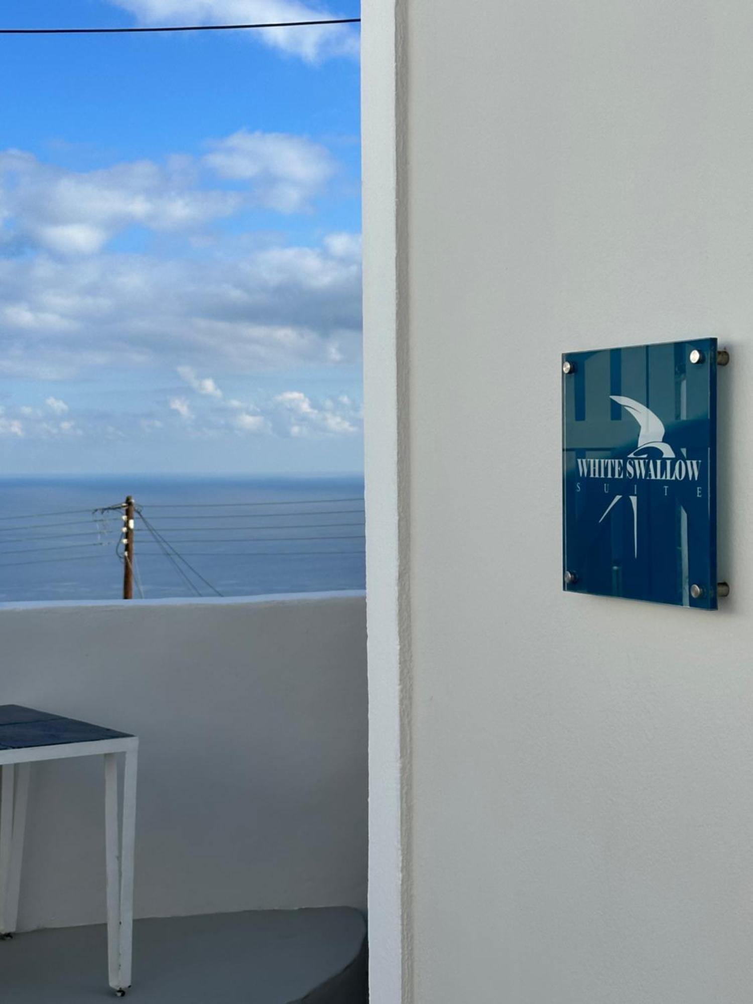 White Swallow Suite Santorini Vourvoúlos Exterior foto